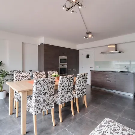 Lecomte - Central Suite 179 奥斯滕德